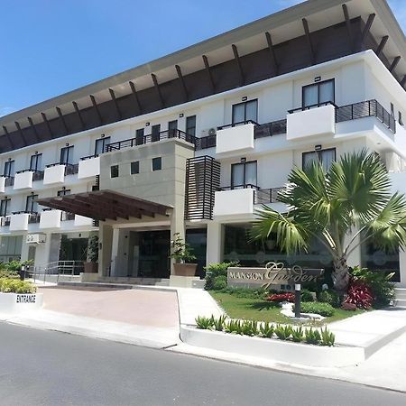 Mansion Garden Hotel Olongapo Exterior photo